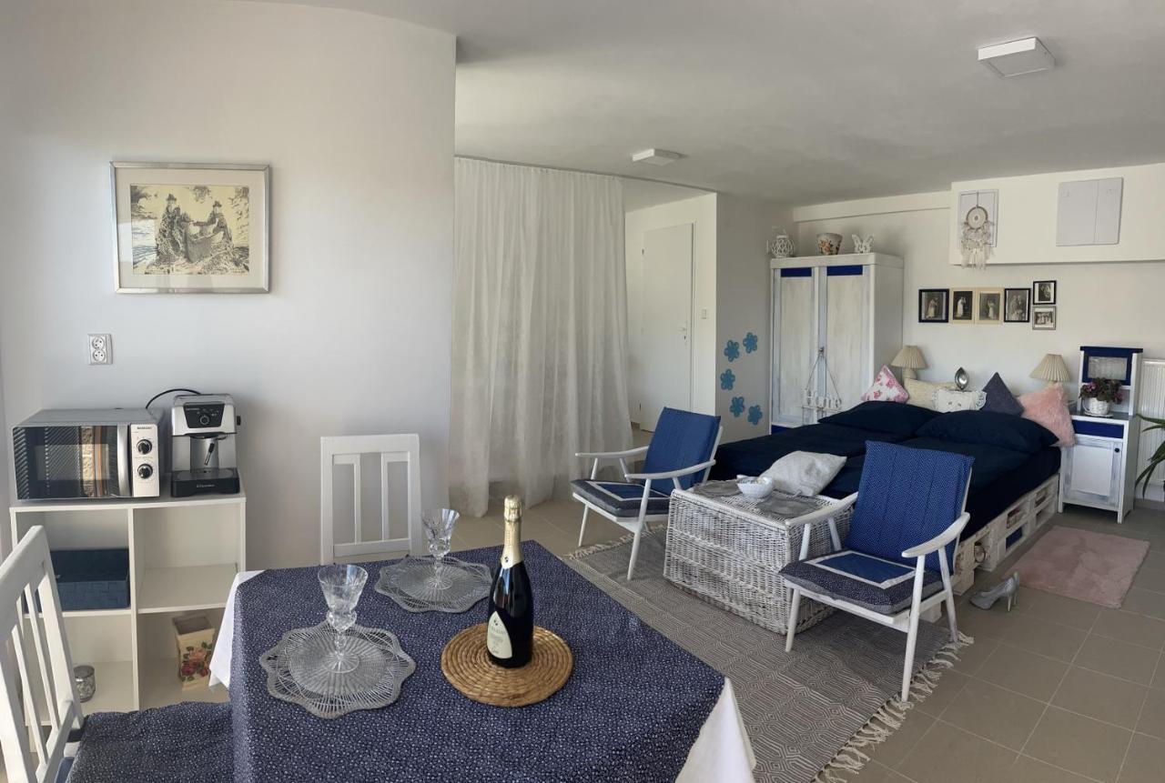 Apartman Michaela Турнов Экстерьер фото